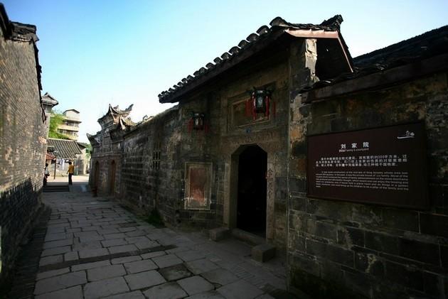 25公斤化工包装机,工业吨袋包装机
